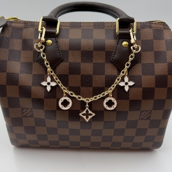 Silver Star Charm Chain Bracelet - Picture 7 of 7